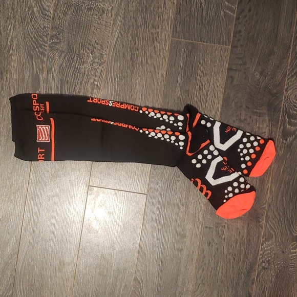 Compression socks - Picture 4 of 6